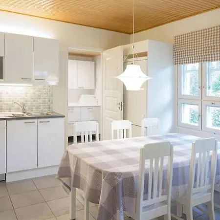 Katinkullan Kiinteistoet 11 E, 67 M2 + Parvi 26 M2 Vuokatti